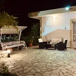 Archangelos Garden House