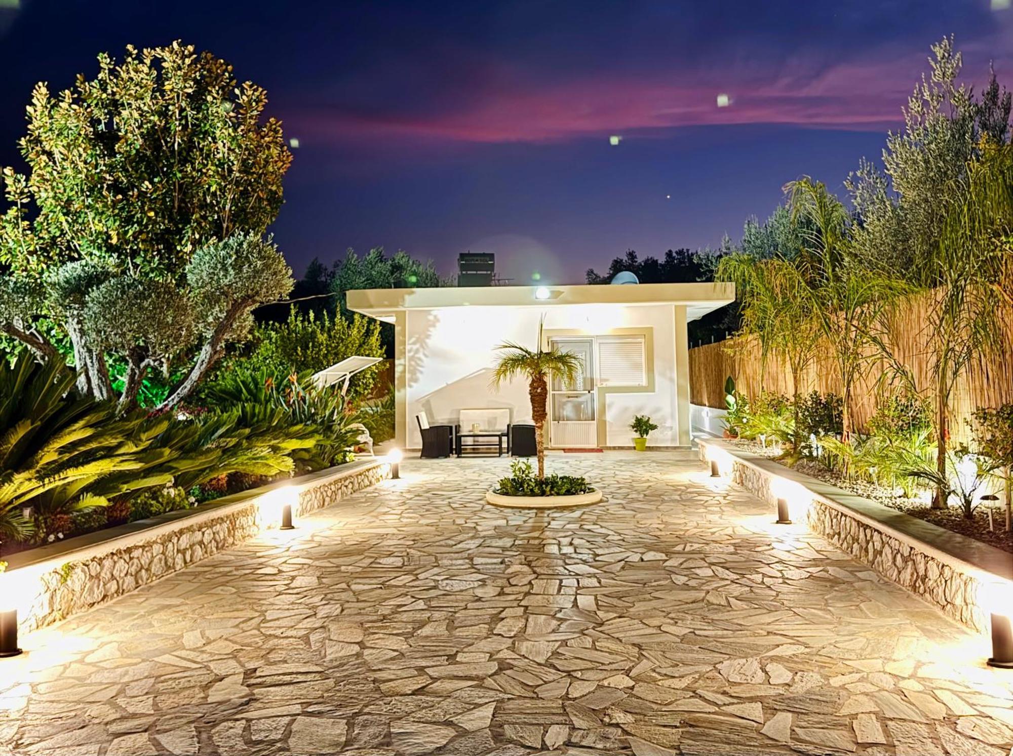 Semesterbostad Archangelos Garden House *
